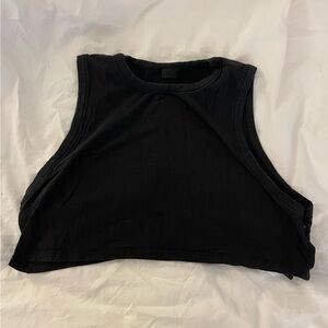 skims cropped muscle tee